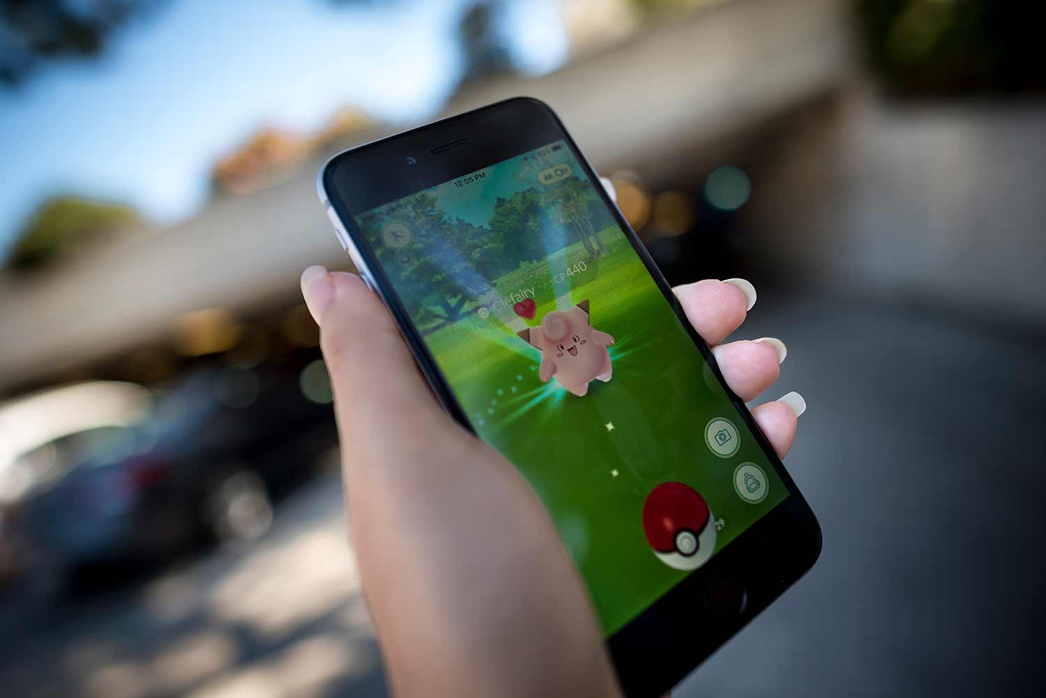 playing pokemon go